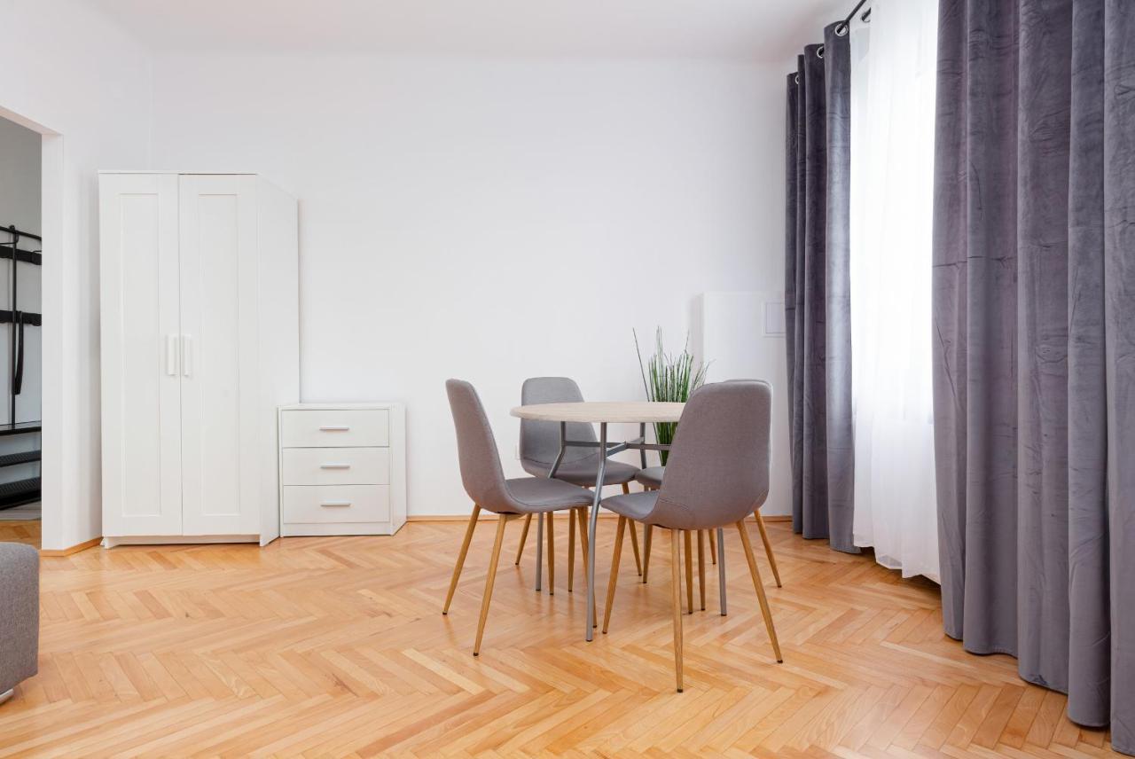 Kamienica Stanislawa Augusta Warszawa By Noclegi Renters ภายนอก รูปภาพ